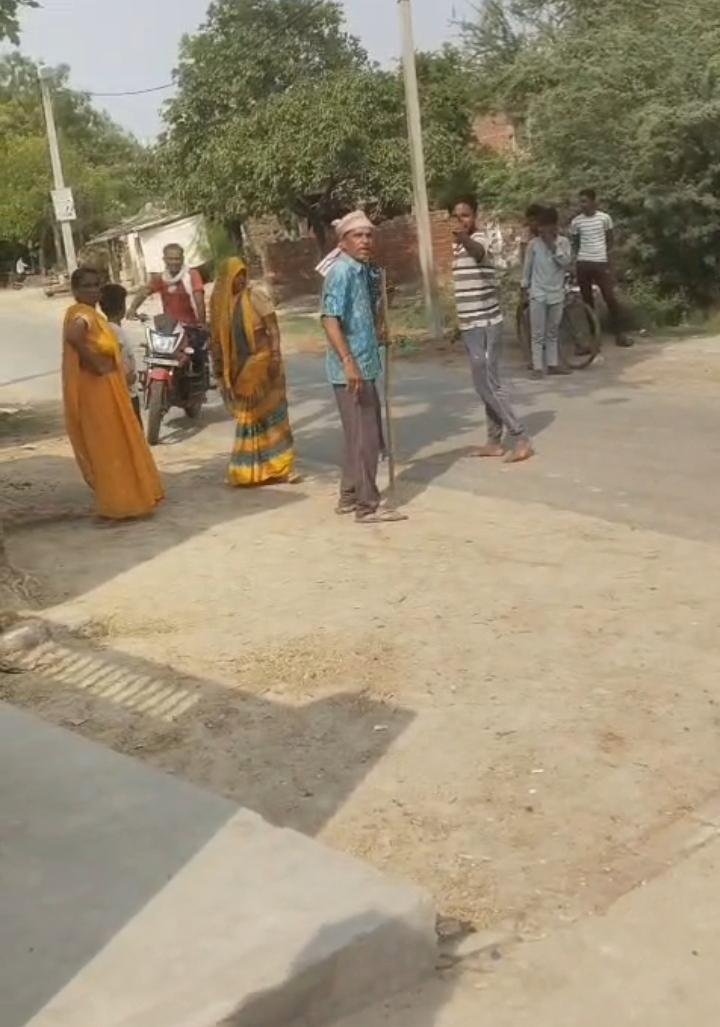 रायबरेली बेटी से अभद्रता के विरोध पर घर में घुसकर मारपीट का आरोप, वीडियो वायरल, जांच में जुटी पुलिस