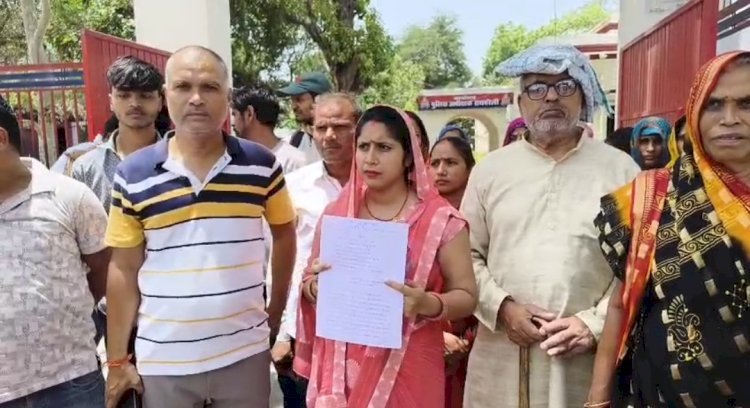 रायबरेली-सभासद समेत दोनों पक्षों में चली लाठी-डंडे, एक पक्ष ने एसपी से लगाई न्याय की गुहार