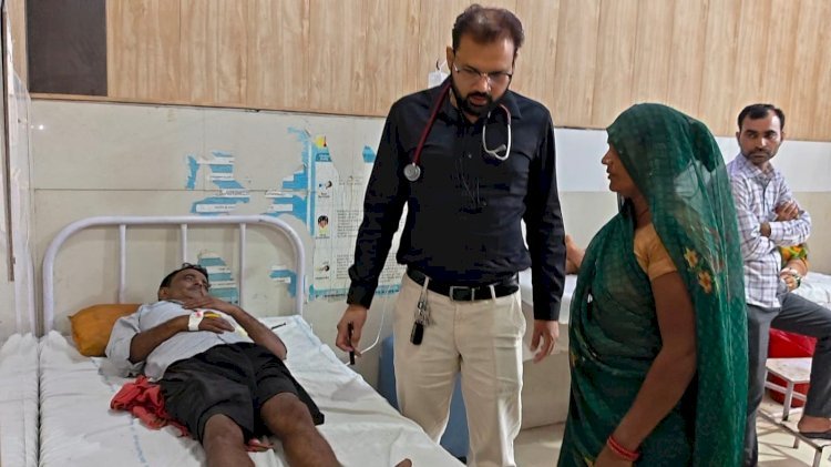 रायबरेली सर्पदंश से होटल कर्मचारी की बिगड़ी हालत, गंभीर हालत में अस्पताल में भर्ती