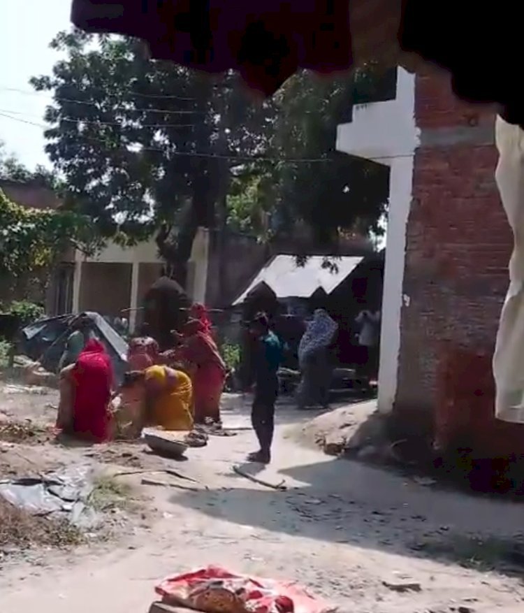 रायबरेली: जमीनी विवाद में महिलाओं के बीच खूनी संघर्ष, मारपीट का वीडियो वायरल