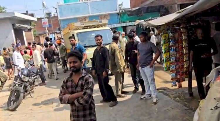 रायबरेली में मस्जिद के पास पटाखों के गोदाम में जोरदार विस्फोट, एक दर्जन से अधिक मकान क्षतिग्रस्त