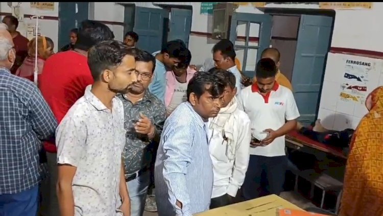 रायबरेली: संदिग्ध परिस्थितियों में पेड़ से लटकता मिला युवक का शव, गांव में मचा हड़कंप