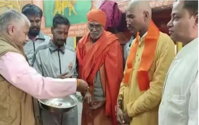 प्रेम की एक दास्तां, प्रेमी ने प्रेमिका के लिए बदला अपना धर्म, आरिफ बना आनंद !