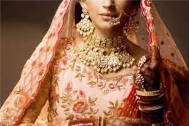 लड़की बताकर ट्रांसजेंडर से कराया विवाह, सुहाग की सेज...