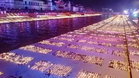 18 लाख से अधिक दीपों की खेप अयोध्या के घाटों पर पहुंची, स्थानीय कुम्हारों से खरीदे गए दीये