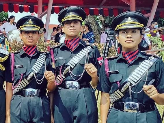 रक्षा मंत्रालय का बड़ा फैसला, सेना में अब नहीं होगा मैटरनिटी लीव को लेकर भेदभाव, सबके लिए बराबर की छुट्टी