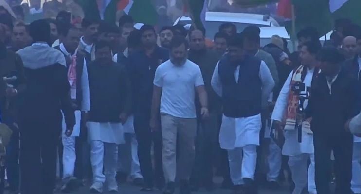 कड़कड़ाती ठंड में बागपत से शुरू हुई यात्रा, समर्थको में दिख रहा गजब का उत्साह