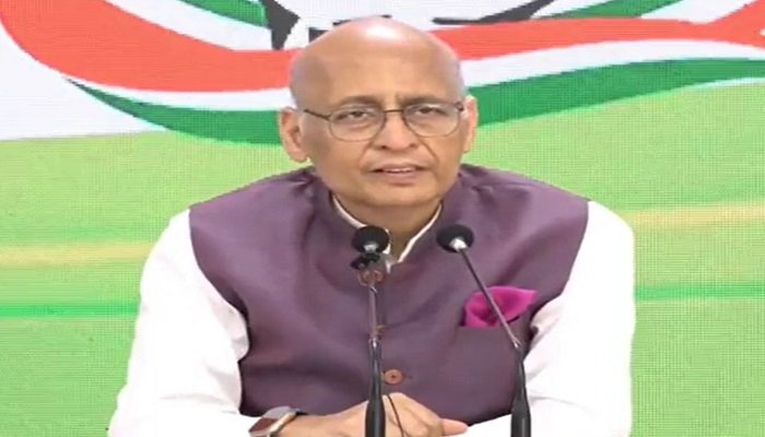 राहुल गांधी की सदस्यता रद्द होने पर बोले सिंघवी- राहुल के बयानों से डरी सरकार, लोकतंत्र का गला घोंटा जा रहा…