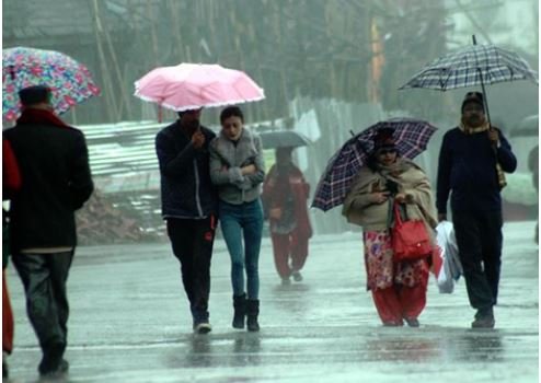 Uttarakhand Weather: कई जिलों में भारी बारिश की संभावना, मौसम विभाग ने जारी किया येलो अलर्ट