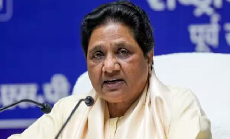 चुनावी तैयारियों को धार देगी बसपा, मायावती ने बुलाई पार्टी पदाधिकारियों की हाई लेवल बैठक, ये नेता मीटिंग में होंगे शामिल !