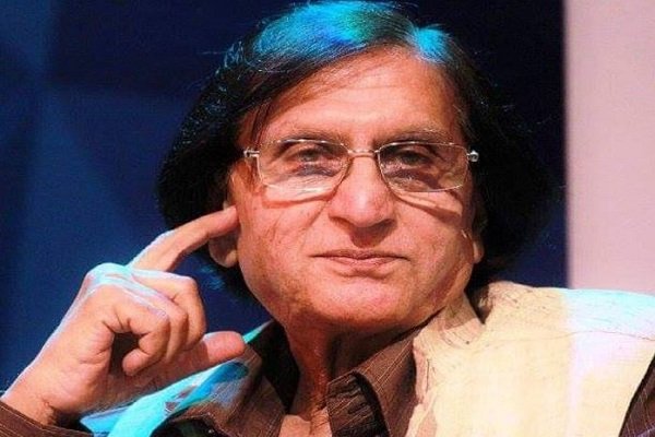 मशहूर शायर वसीम बरेलवी का कार का एक्सीडेंट, दिल्ली के अस्पताल में हुए भर्ती