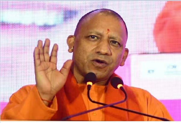 नोएडा में गरजे मुख्यमंत्री योगी आदित्यनाथ, कहा- यूपी में माफियाओं की तरफ मौसम भी ठंडा हो गया !